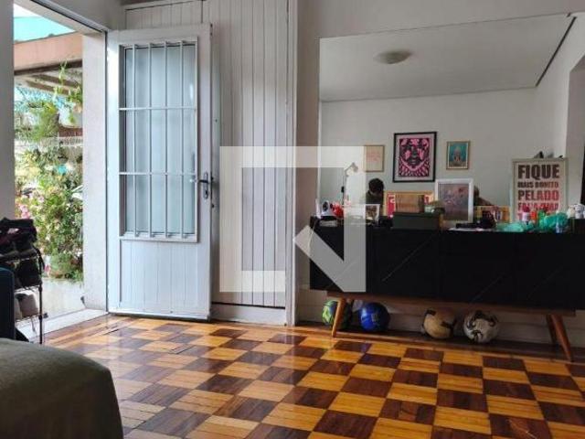 Casa à Venda Ipiranga, 3 Quartos, 223 m2