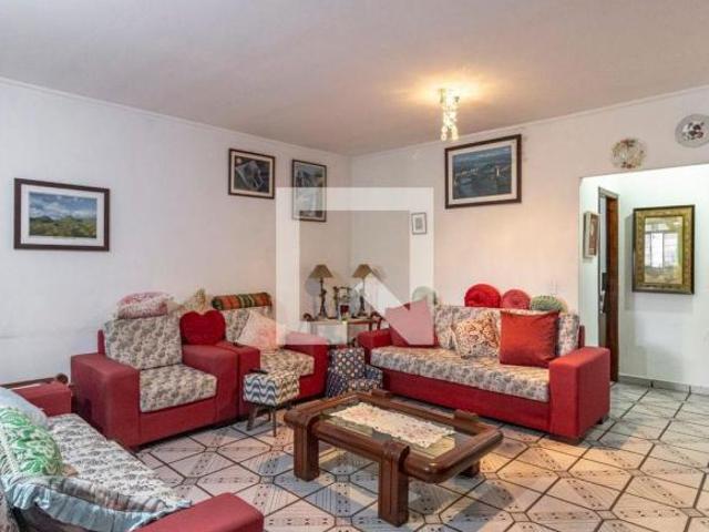 Casa à Venda Ipiranga, 3 Quartos, 535 m2