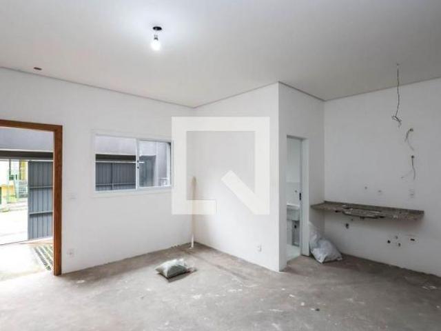 Casa à Venda Ipiranga, 1 Quarto, 65 m2