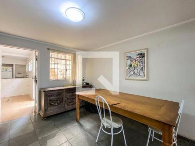 Casa à Venda Ipiranga, 2 Quartos, 140 m2