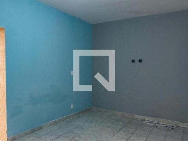 Casa à Venda Ipiranga, 2 Quartos, 150 m2