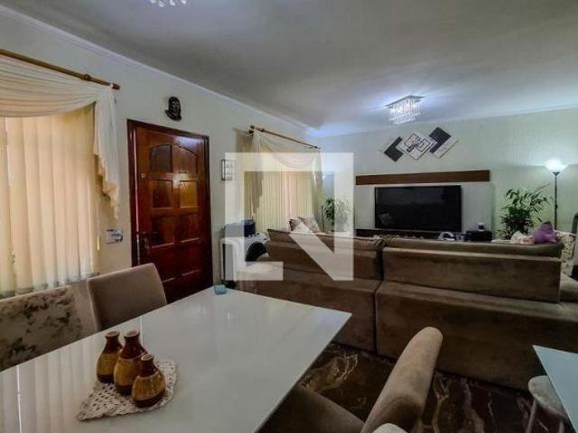 Casa à Venda Ipiranga, 2 Quartos, 120 m2