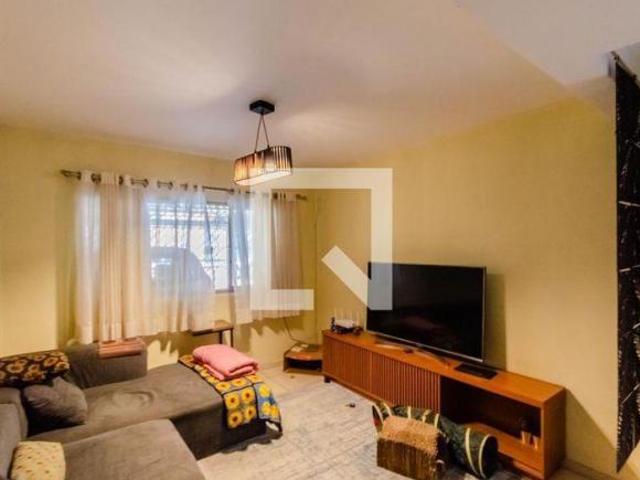 Casa à Venda Ipiranga, 2 Quartos, 220 m2