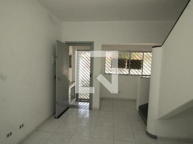 Casa à Venda Ipiranga, 2 Quartos, 63 m2