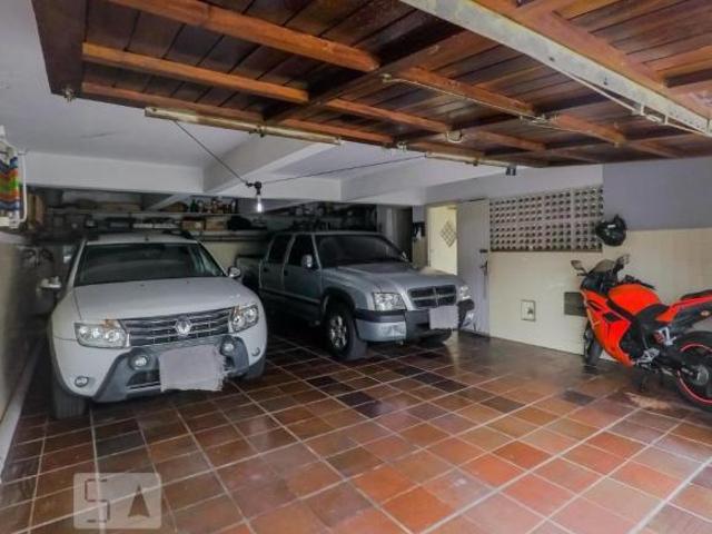 Casa à Venda Ipiranga, 4 Quartos, 350 m² São Paulo