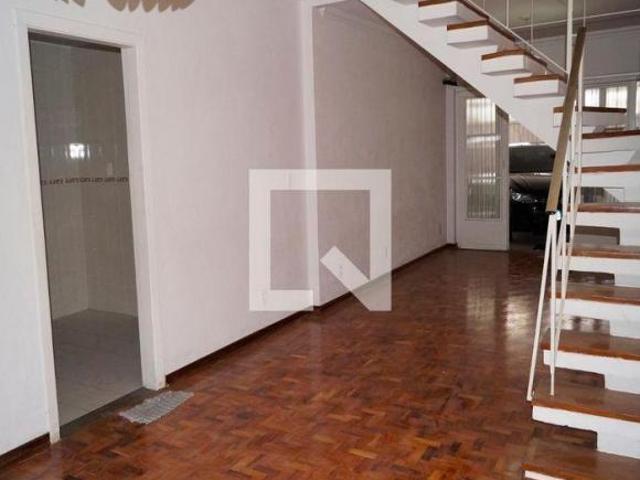 Casa à Venda Ipiranga, 5 Quartos, 350 m2