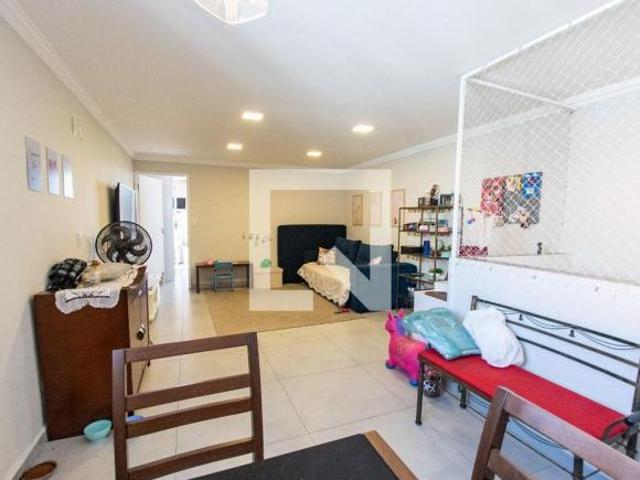 Casa à Venda Ipiranga, 6 Quartos, 300 m2