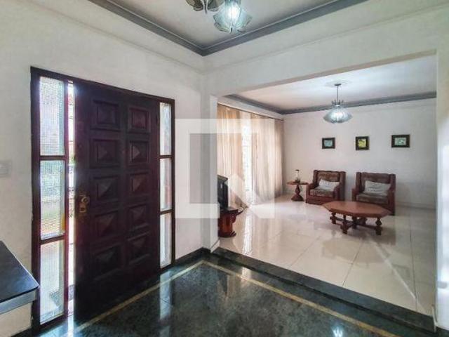 Casa à Venda Ipiranga, 6 Quartos, 415 m2