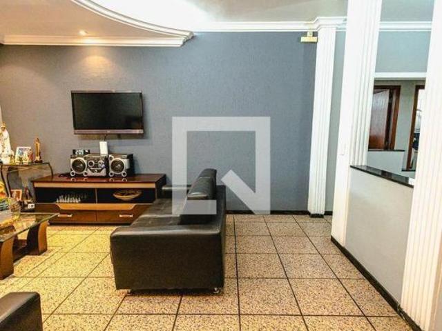 Casa à Venda Itapoã, 4 Quartos, 315 m2