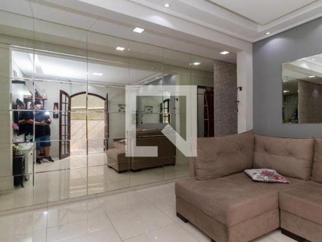 Casa à Venda Itaquera, 3 Quartos, 160 m² São Paulo