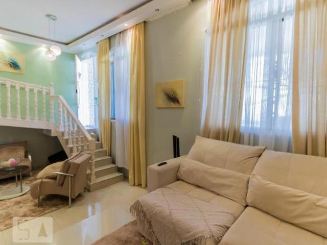 Casa à Venda Itaquera, 4 Quartos, 240 m² São Paulo