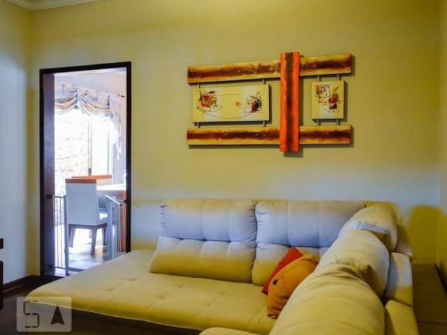 Casa à Venda Itaquera, 4 Quartos, 220 m² São Paulo