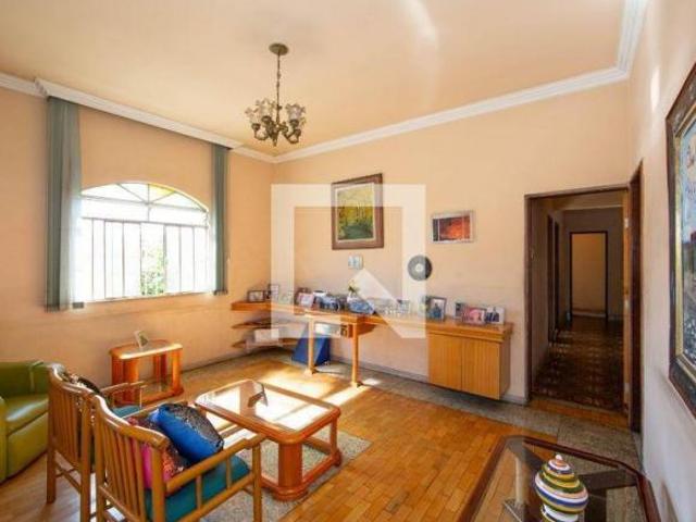Casa à Venda João Pinheiro, 4 Quartos, 245 m² Belo Horizonte