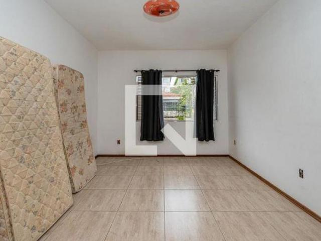 Casa à Venda Jabaquara, 2 Quartos, 180 m2