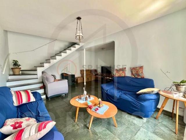 Casa a venda Jabaquara, 3 quartos, 8 vagas, 250m²