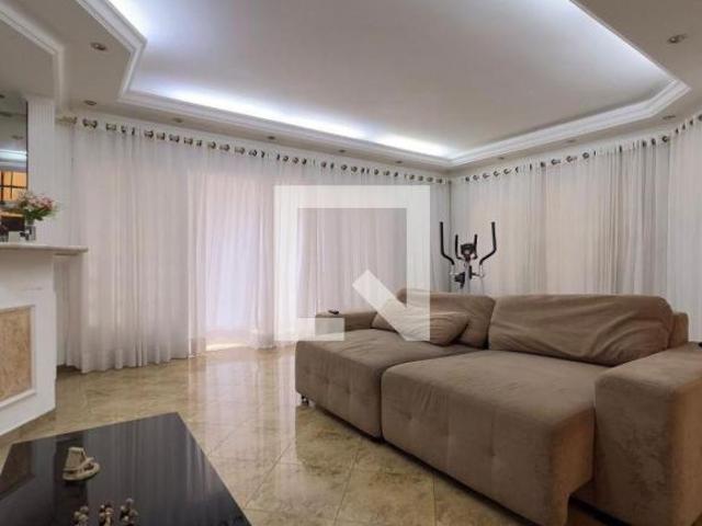 Casa à Venda Jardim Maia, 3 Quartos, 300 m2