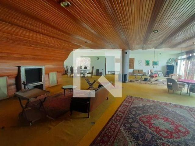 Casa à Venda Jardim Marajoara, 3 Quartos, 340 m2
