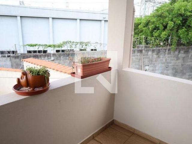 Casa à Venda Jardim Maria Rita, 3 Quartos, 200 m² São Paulo