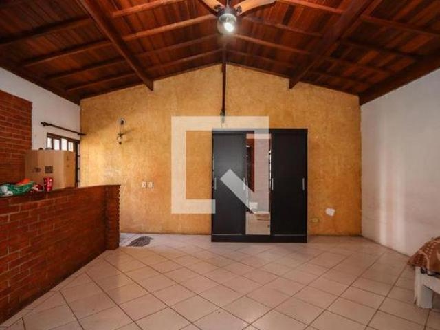 Casa à Venda Jardim Miriam, 5 Quartos, 220 m² São Paulo