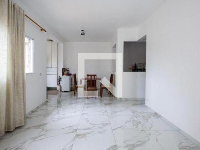 Casa à Venda Jardim Nadir, 3 Quartos, 180 m² São Paulo