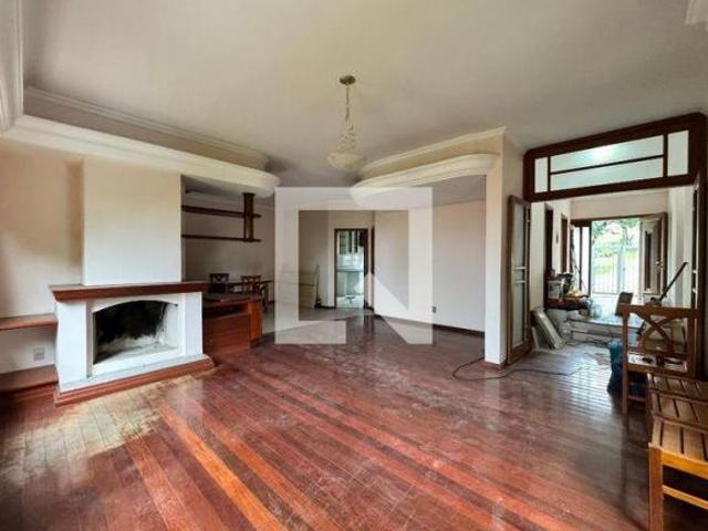 Casa à Venda Jardim América, 3 Quartos, 240 m² São Leopoldo