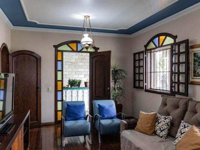 Casa à Venda Jardim América, 5 Quartos, 279 m2