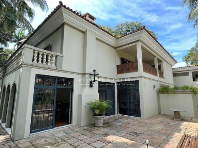 Casa a venda Jardim América terreno nobre enorme 5 quartos 9 vagas