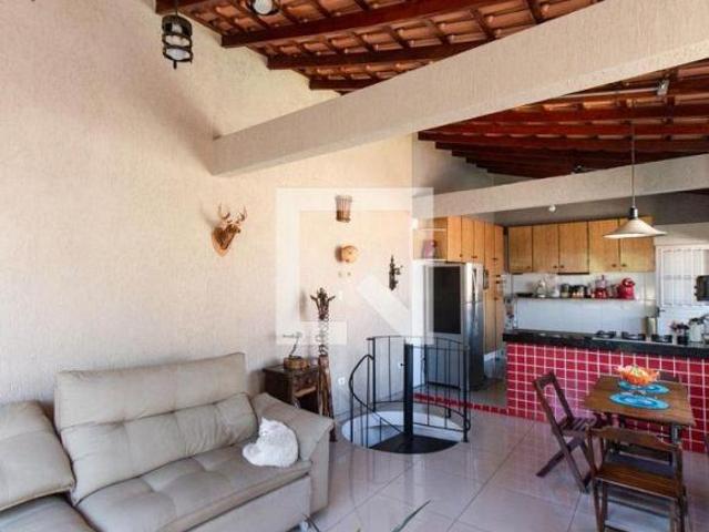 Casa à Venda Jardim Brasil, 4 Quartos, 260 m² São Paulo