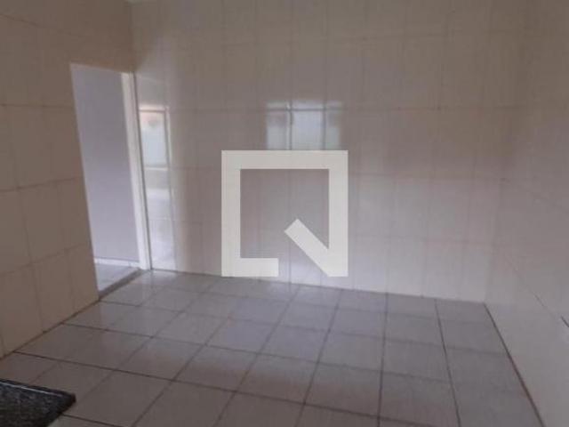 Casa à Venda Jardim Califórnia, 2 Quartos, 131 m2