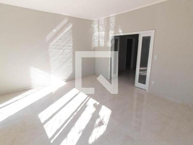 Casa à Venda Jardim Chapadão, 4 Quartos, 211 m2