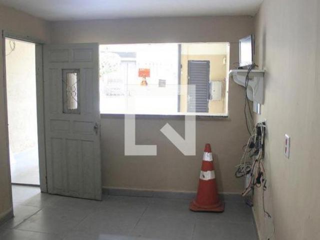 Casa à Venda Jardim Cocaia, 1 Quarto, 178 m² Guarulhos
