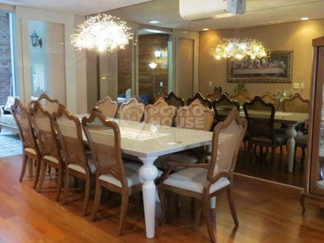 Casa à Venda Jardim da Saúde em Condomínio 3 Suítes, 5 Vagas, Junto ao Plaza Sul