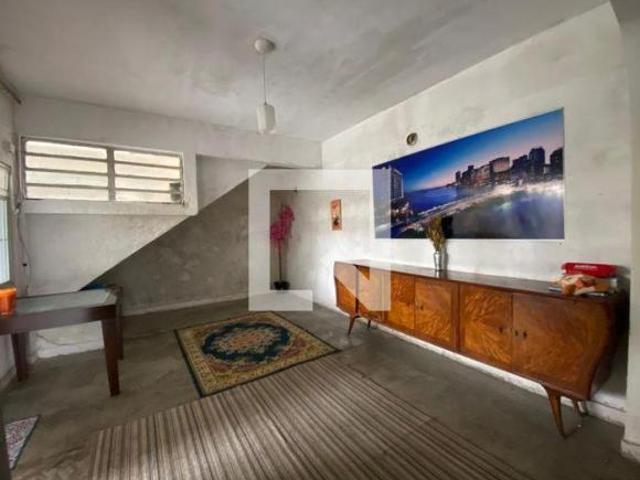 Casa à Venda Jardim das Esmeraldas, 2 Quartos, 286 m² São Paulo