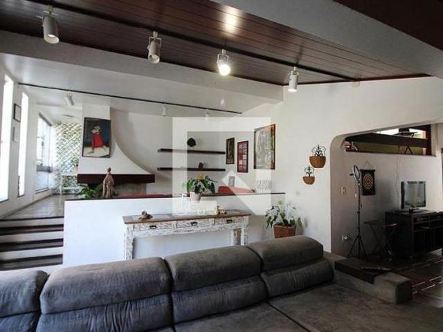 Casa à Venda Jardim do Mar, 3 Quartos, 300 m2