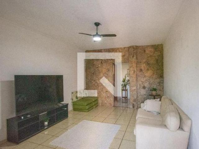Casa à Venda Jardim dos Oliveiras, 3 Quartos, 359 m2