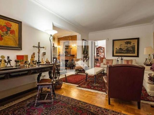 Casa à Venda Jardim Europa, 2 Quartos, 350 m² São Paulo