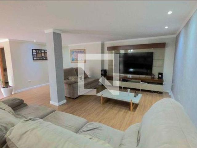 Casa à Venda Jardim Elvira, 3 Quartos, 199 m² Osasco