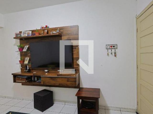 Casa à Venda Jardim Henriqueta, 2 Quartos, 64 m² Taboão da Serra