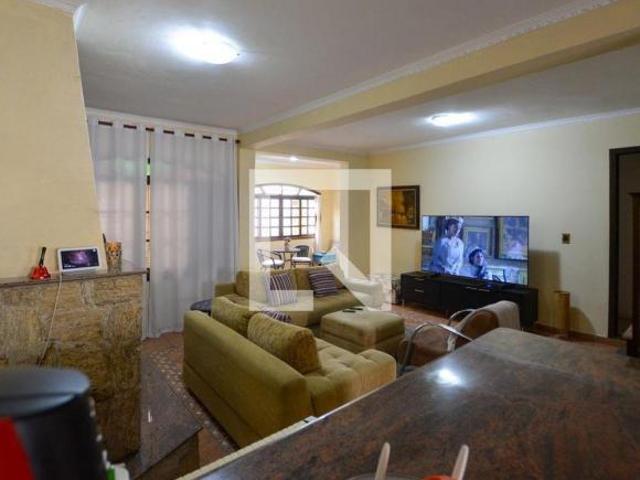 Casa à Venda Jardim Jussara, 6 Quartos, 300 m2