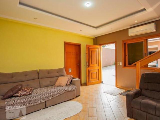 Casa à Venda Jardim Lindóia, 4 Quartos, 390 m² Porto Alegre