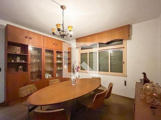 Casa à Venda Jardim Lindóia, 4 Quartos, 400 m² Porto Alegre