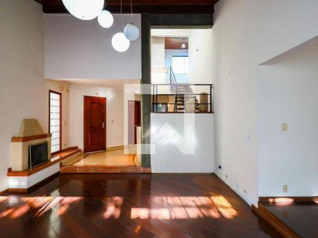 Casa à Venda Jardim Londrina, 3 Quartos, 250 m2