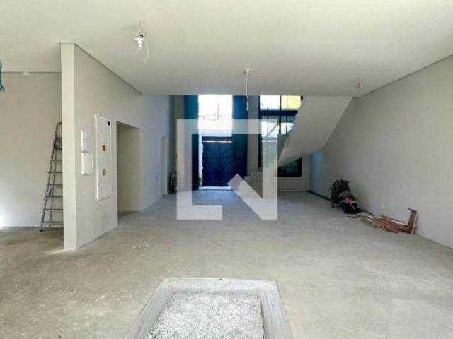 Casa à Venda Jardim Paulista, 6 Quartos, 600 m2