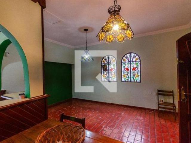 Casa à Venda Jardim Peri, 3 Quartos, 340 m2