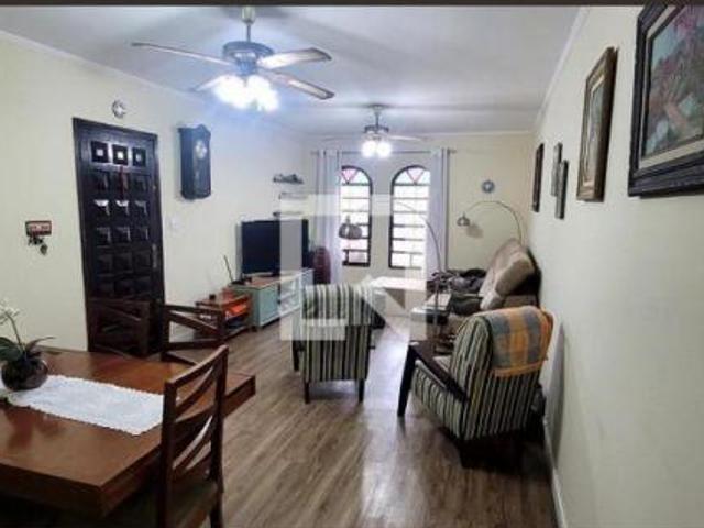 Casa à Venda Jardim Peri, 4 Quartos, 200 m² São Paulo