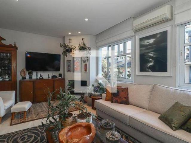Casa à Venda Jardim Salso, 3 Quartos, 218 m² Porto Alegre