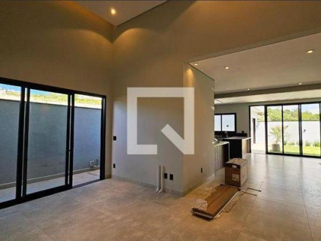 Casa à Venda Jardim Samambaia, 4 Quartos, 432 m2