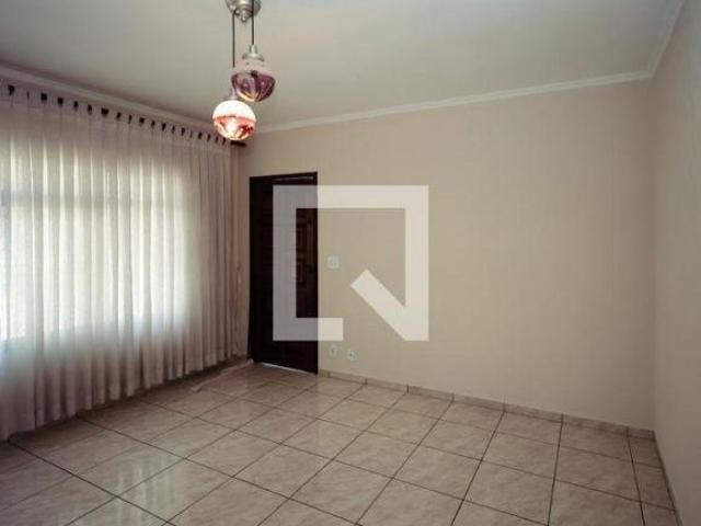 Casa à Venda Jardim Santa Emília, 4 Quartos, 187 m² São Paulo