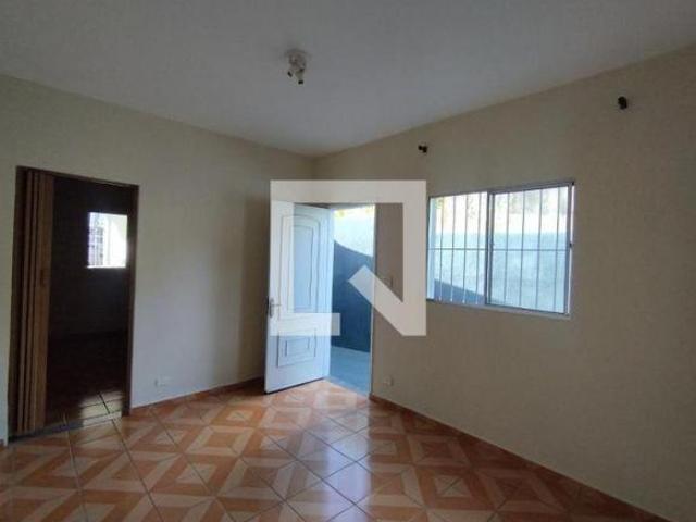 Casa à Venda Jardim Santa Emília, 2 Quartos, 120 m² São Paulo