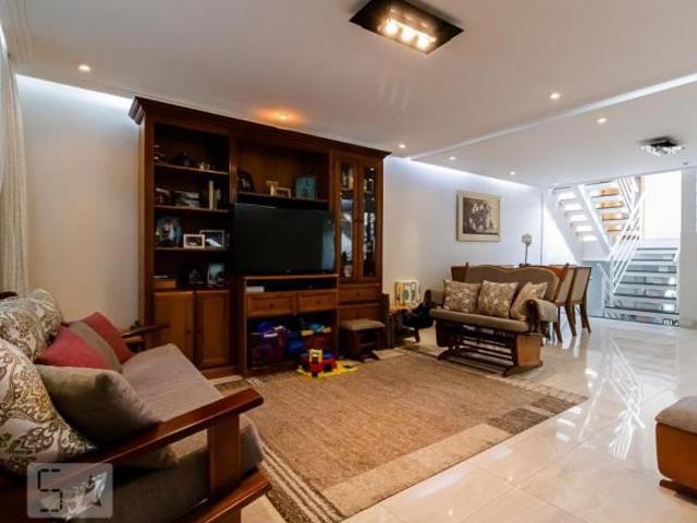 Casa à Venda Jardim Santa Emília, 3 Quartos, 130 m² São Paulo